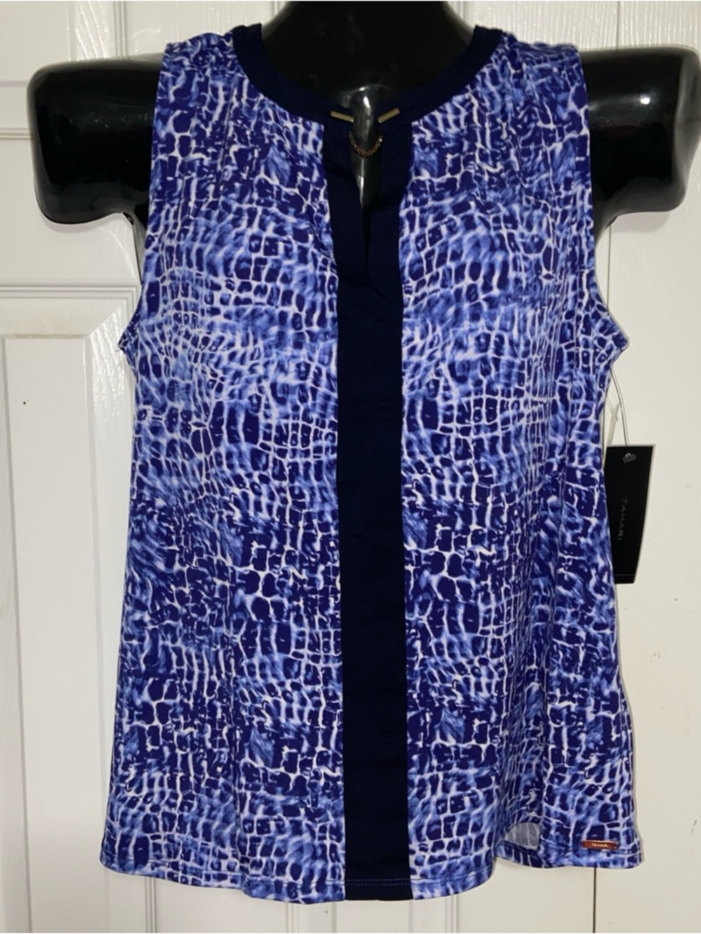 Tahari Blue Printed Sleeveless Keyhole Tank